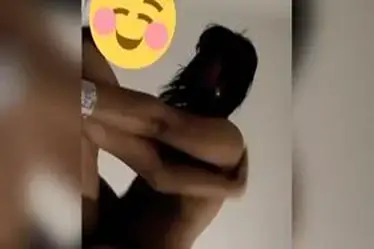 Mahasiswi Cantik Goyang WOT Nikmat Di Kasur
